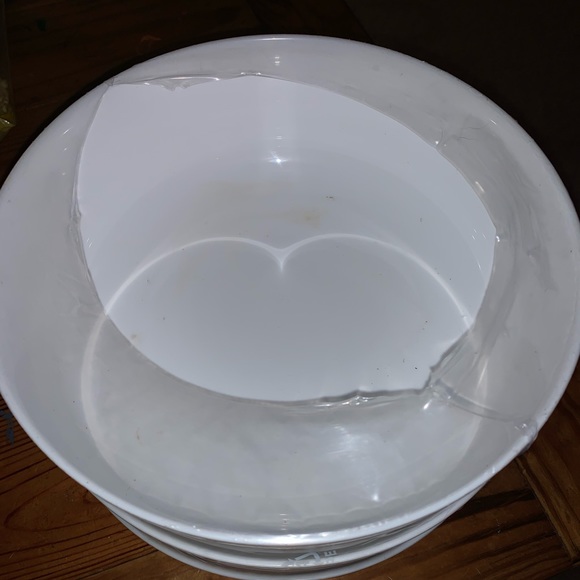 Arcoroc N9400 Evolutions 2.1 Qt. White Round Opal Glass Serving Bowl / 3 bowls - Picture 2 of 3